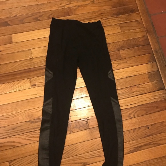 Leather patterned leggings - Picture 2 of 5